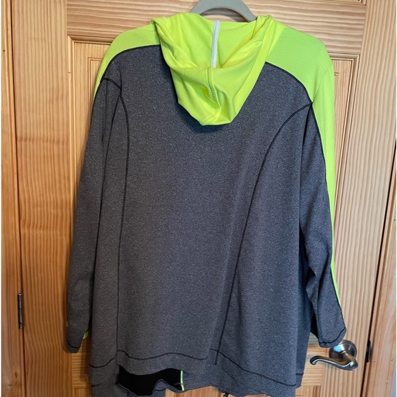 Catherines 3 piece activewear… tank, pants and jacket size 2X like new - Picture 2 of 5